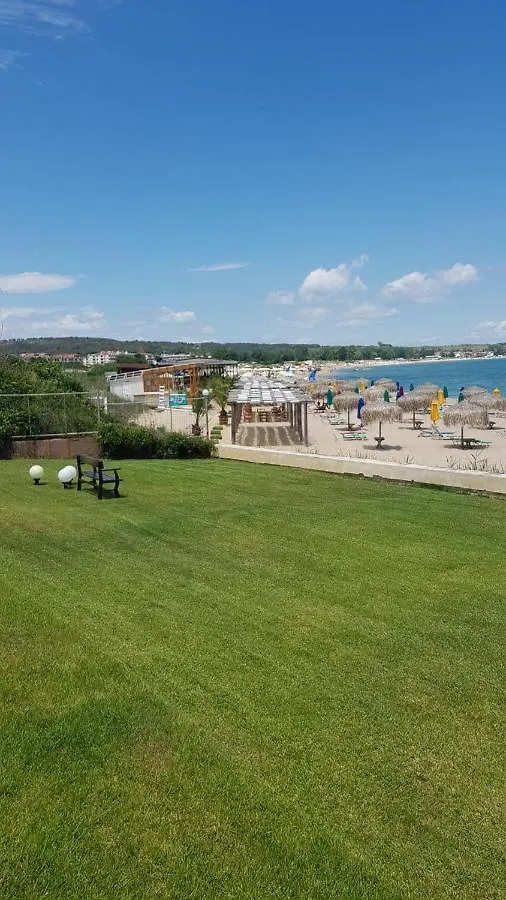 Sand Lilies Beach Apartments Sozopol