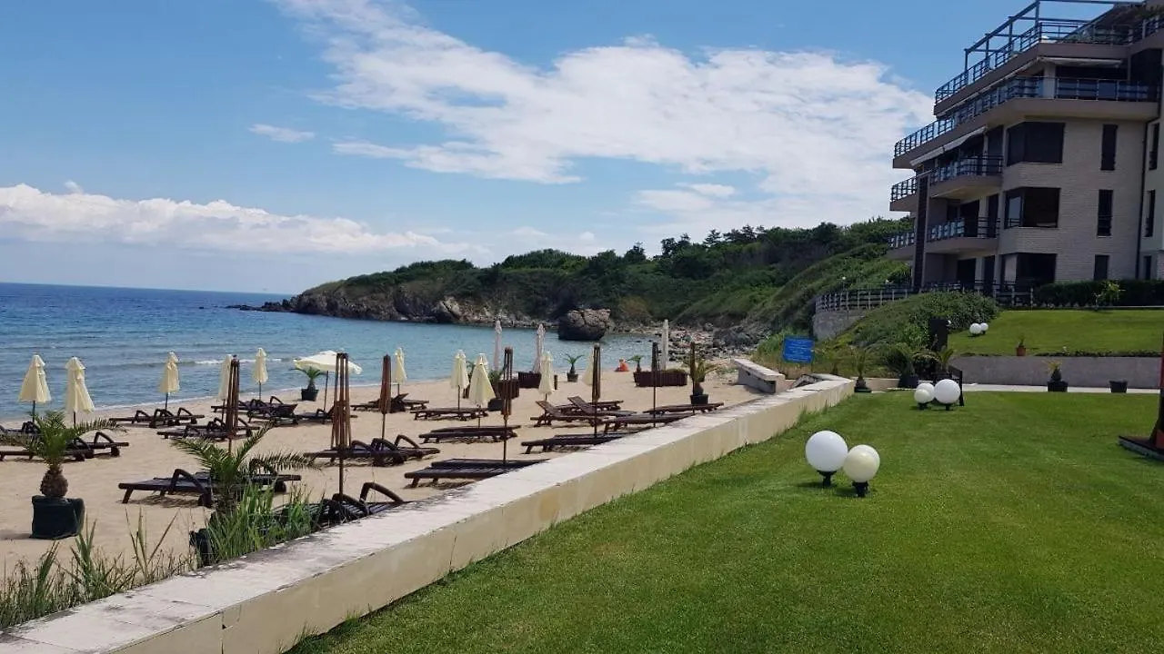 Sand Lilies Beach Apartments Sozopol