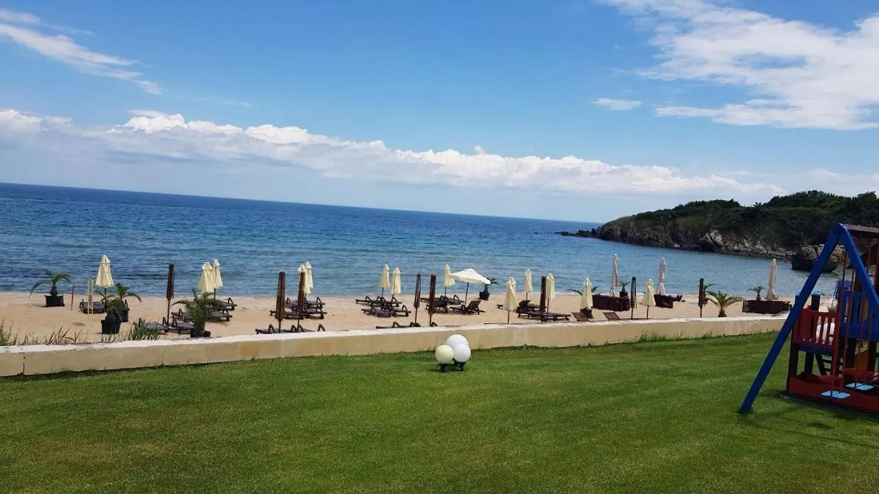 Sand Lilies Beach Apartments Sozopol