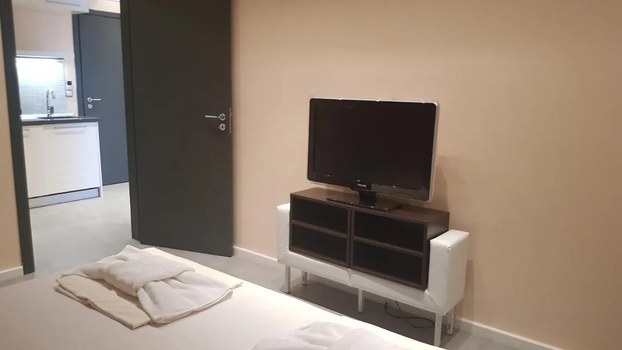 سوزوبول Sand Lilies Beach Apartments